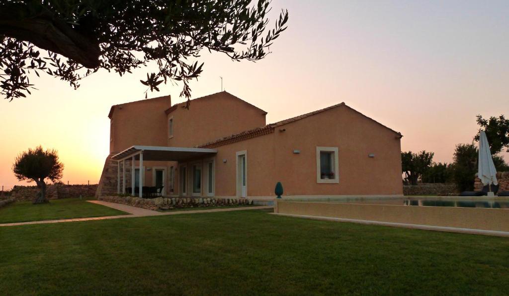 Antica Locanda Del Golf Ragusa Ngoại thất bức ảnh