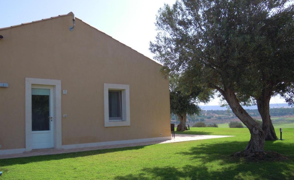 Antica Locanda Del Golf Ragusa Ngoại thất bức ảnh